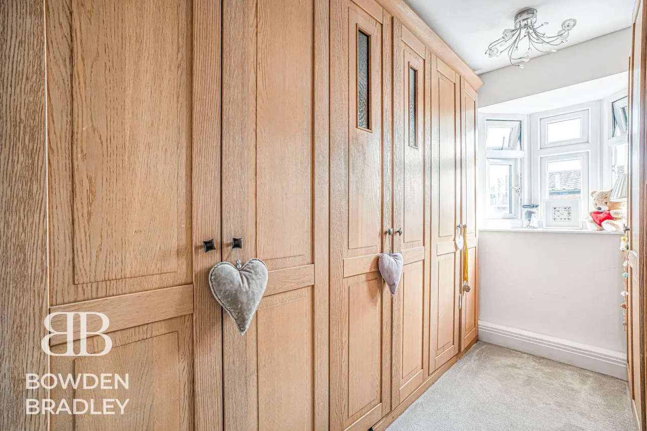Limes Avenue, Chigwell, IG7, photo 17