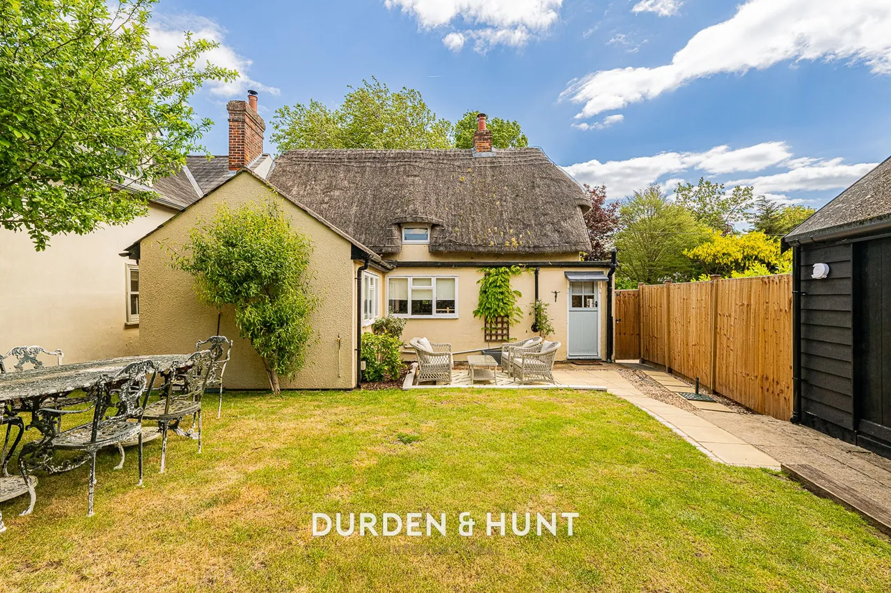 The Street, High Roding, CM6, photo 28