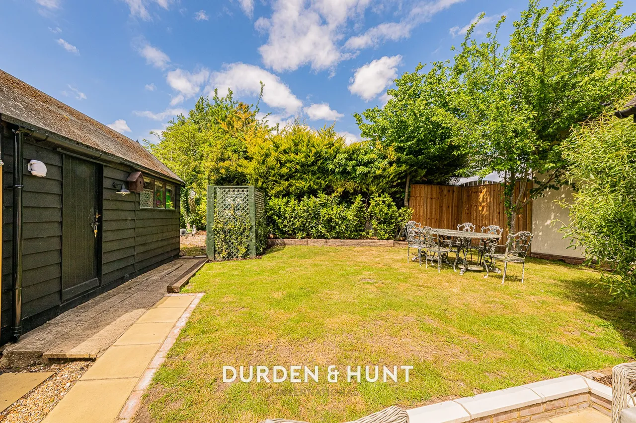 The Street, High Roding, CM6, photo 27