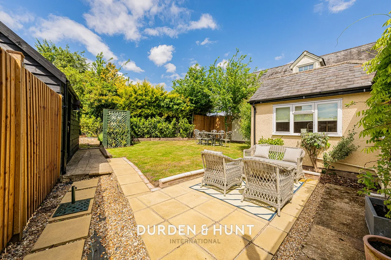The Street, High Roding, CM6, photo 26