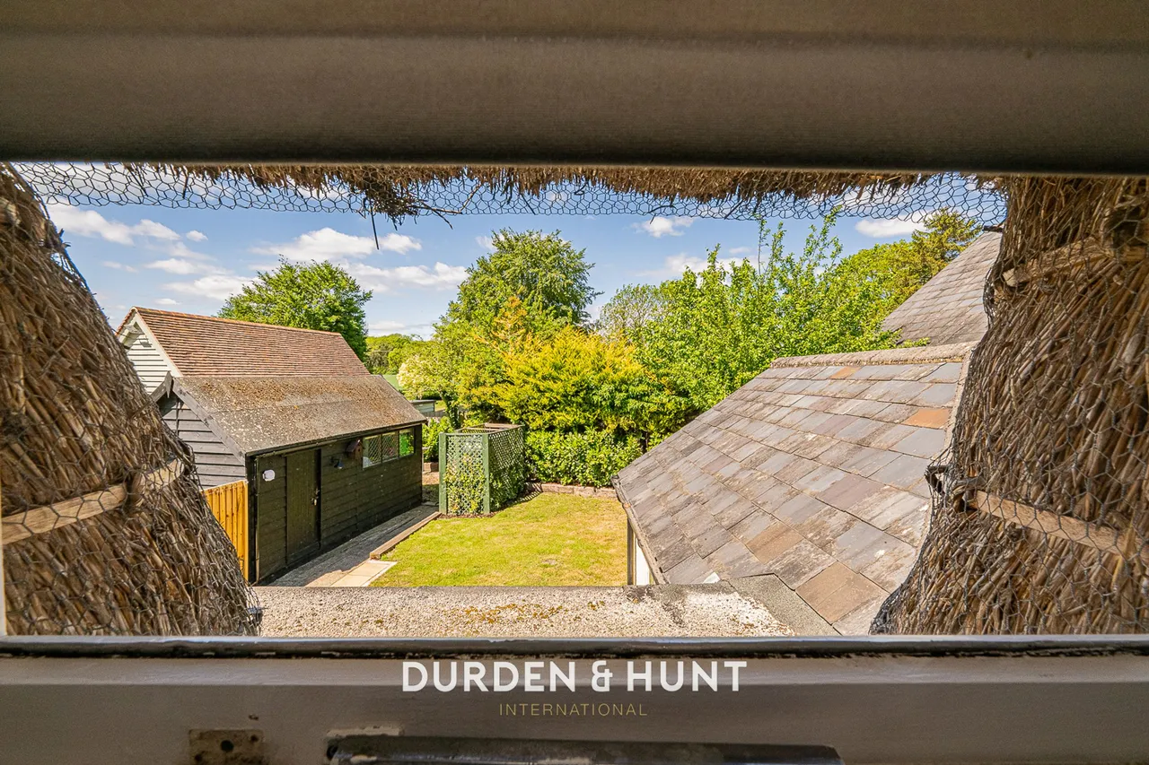 The Street, High Roding, CM6, photo 21
