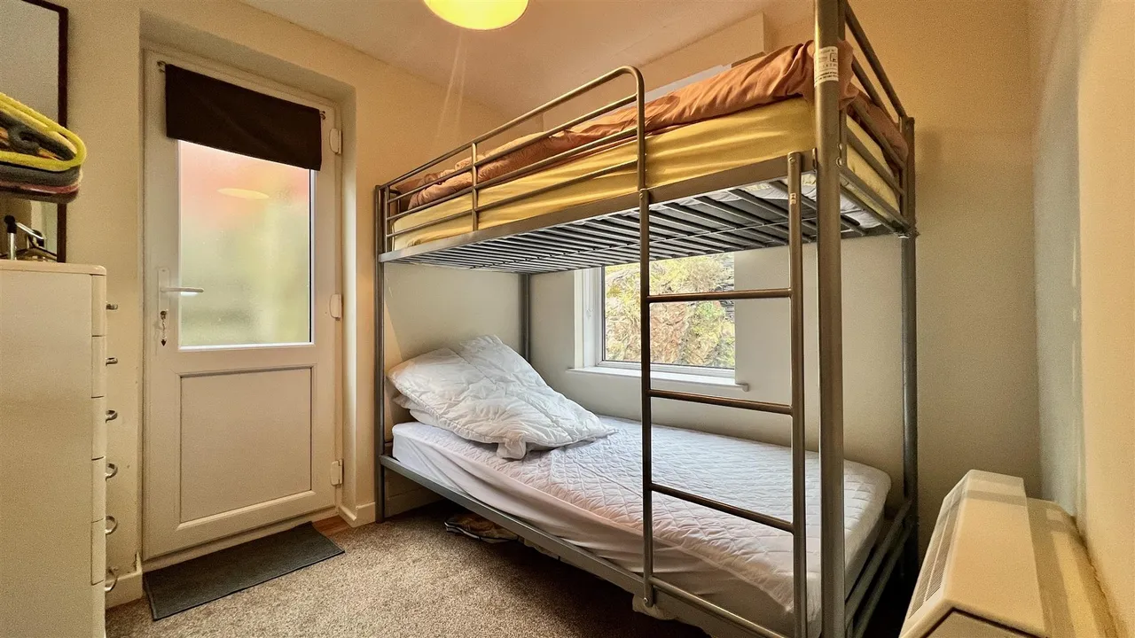 High Street, Talsarnau, LL47, photo 9