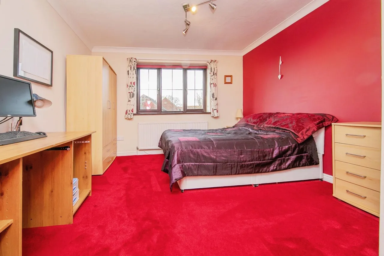 Leas Road, Clacton-on-sea, CO15, photo 14