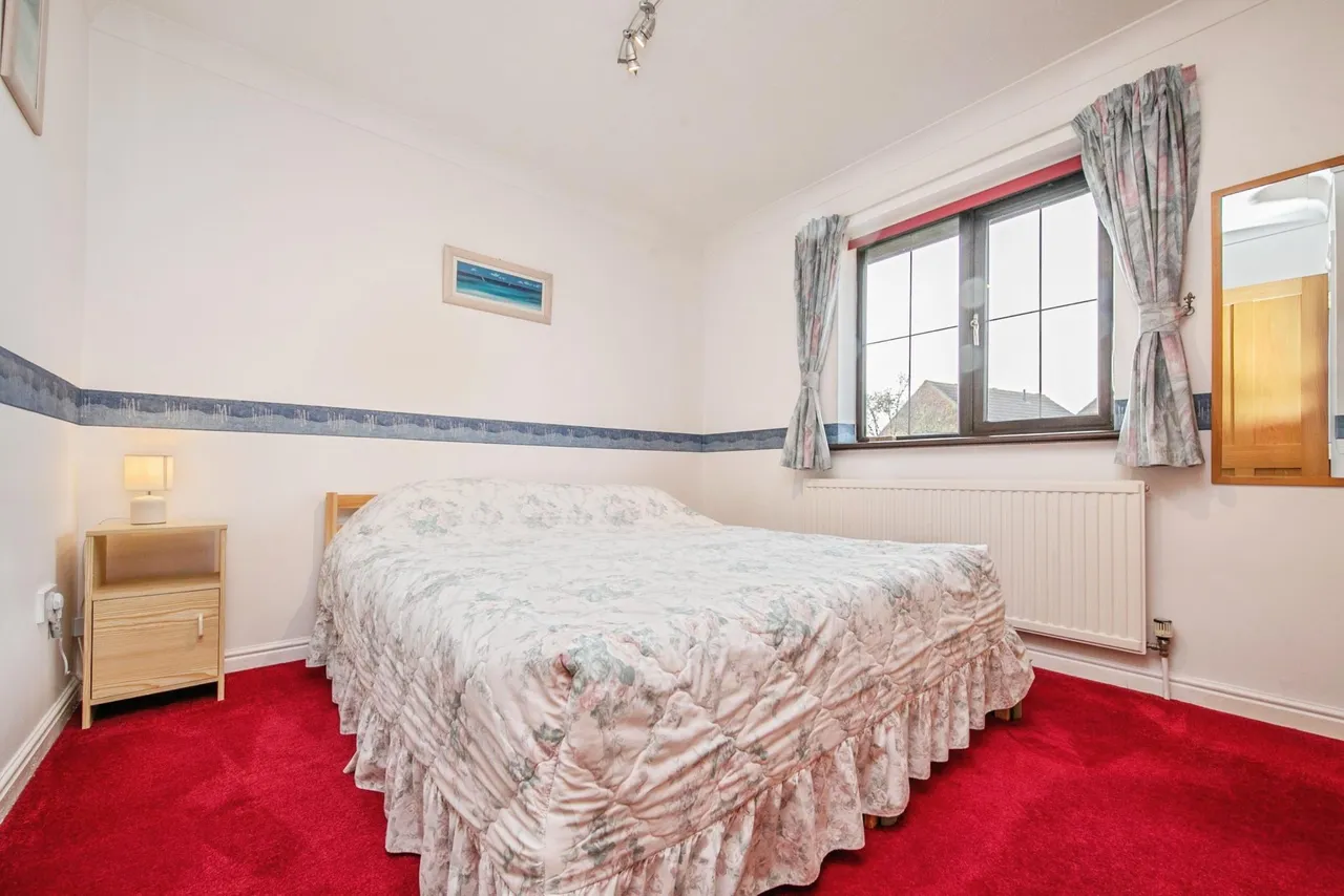 Leas Road, Clacton-on-sea, CO15, photo 10