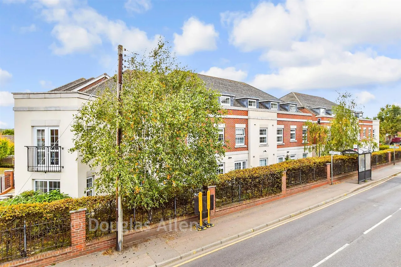 High Street, Ongar, CM5, photo 7