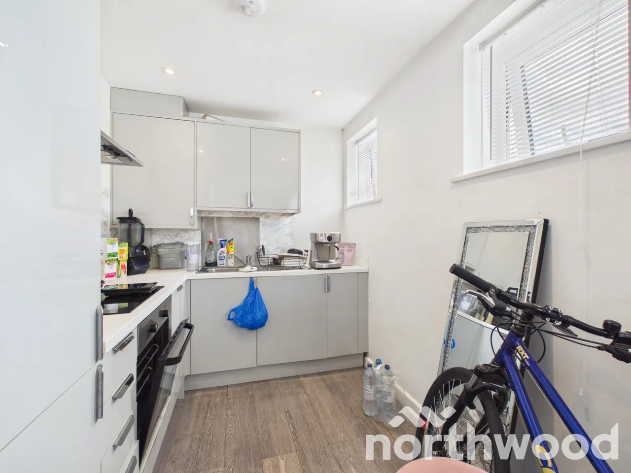 North Street, Ashford, TN24, photo 3