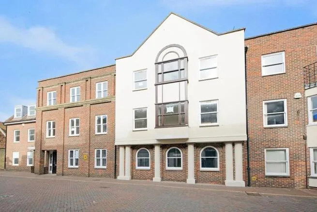 1 bed flat to rent, North Street, Ashford, TN24