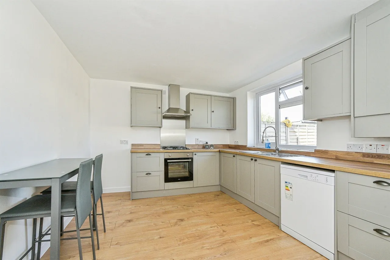 Stokes Croft, Calne, SN11, photo 4