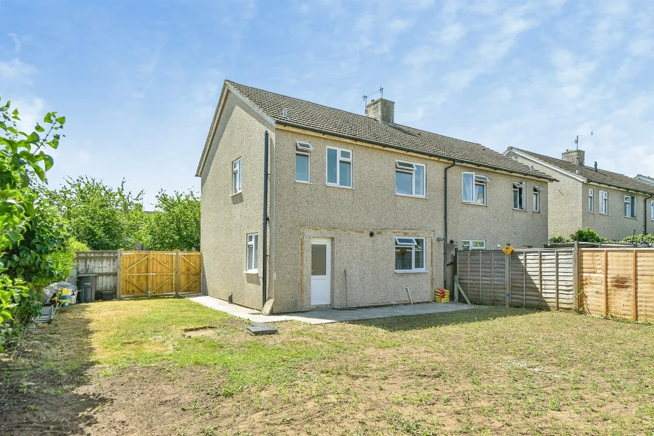 Stokes Croft, Calne, SN11, photo 8