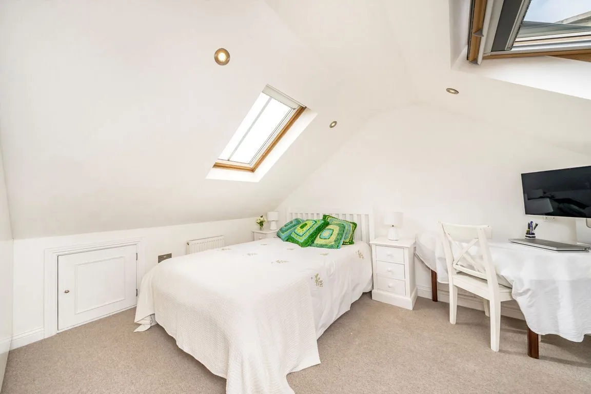 Burnbury Road, SW12, photo 7