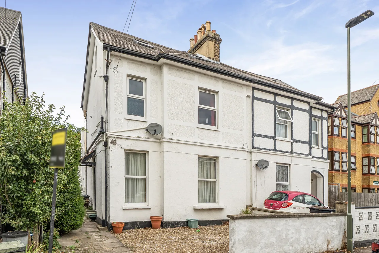 2 bed flat for sale, Gwydor Road, BR3