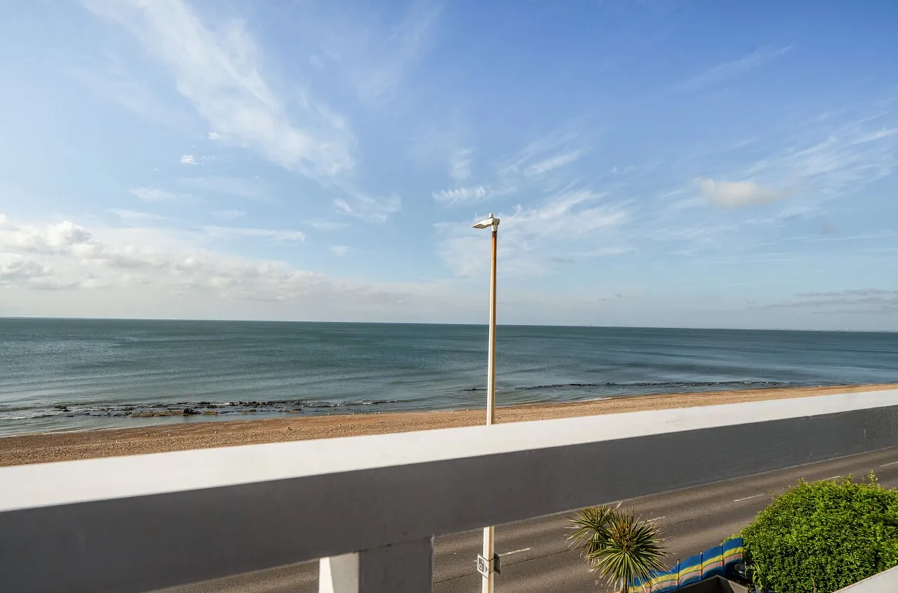 Wellington Terrace, Sandgate Folkestone, CT20, photo 16