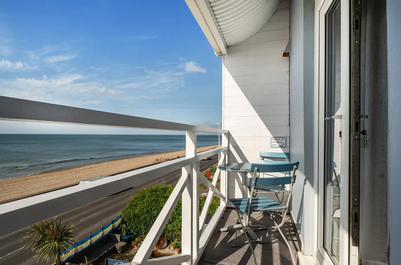 Wellington Terrace, Sandgate Folkestone, CT20, photo 4