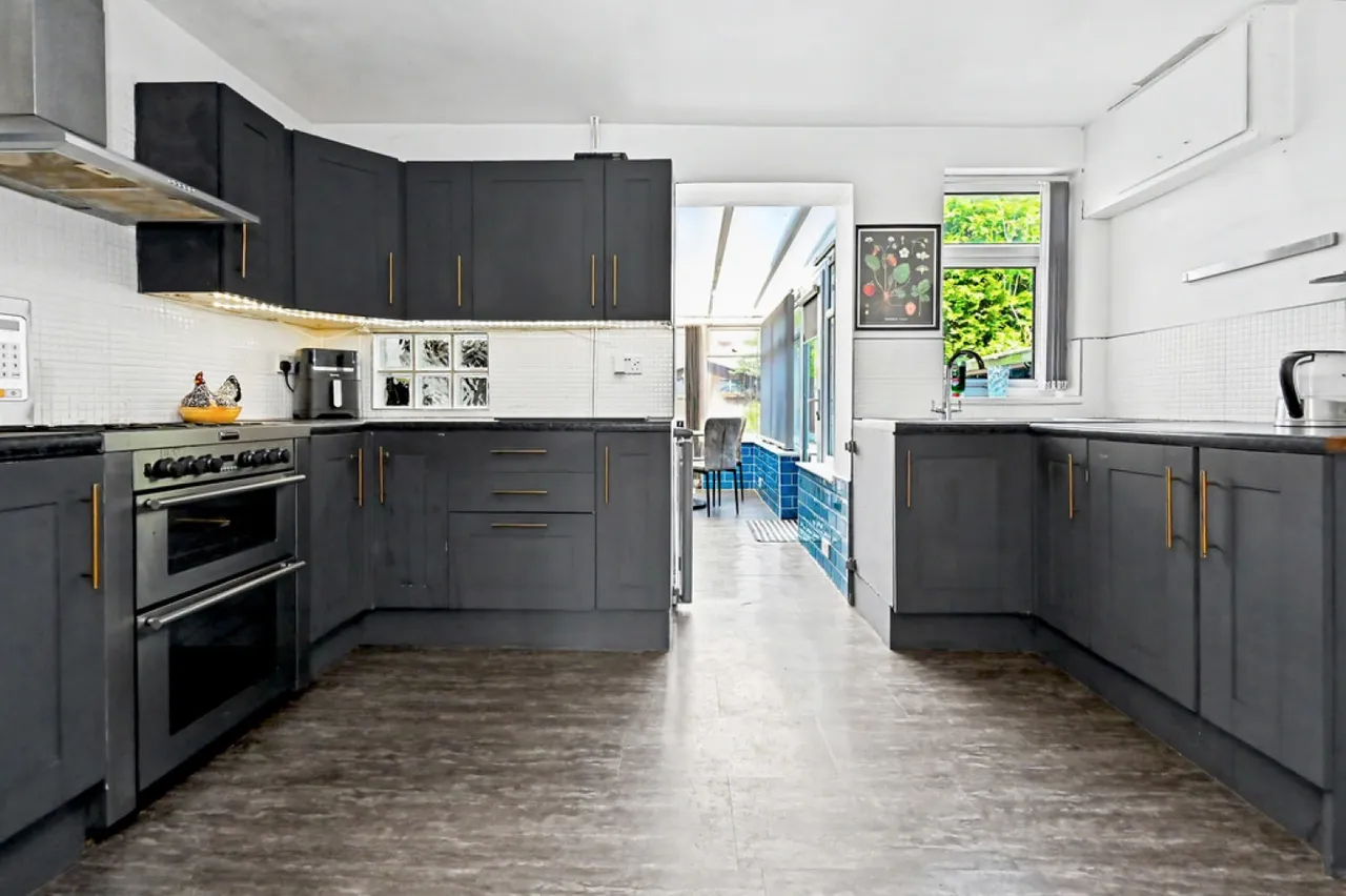 Langford Road, Stoke-on-Trent, photo 6