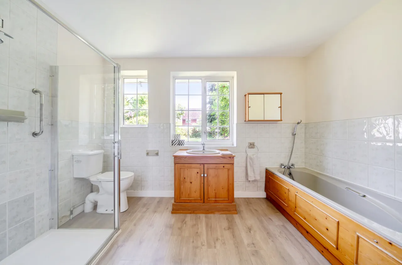 Tuesley Lane, Godalming, GU7, photo 16