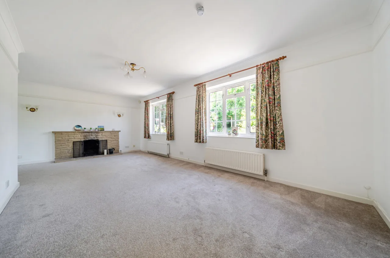 Tuesley Lane, Godalming, GU7, photo 2
