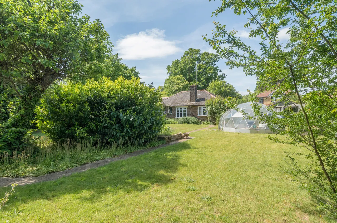 Tuesley Lane, Godalming, GU7, photo 22