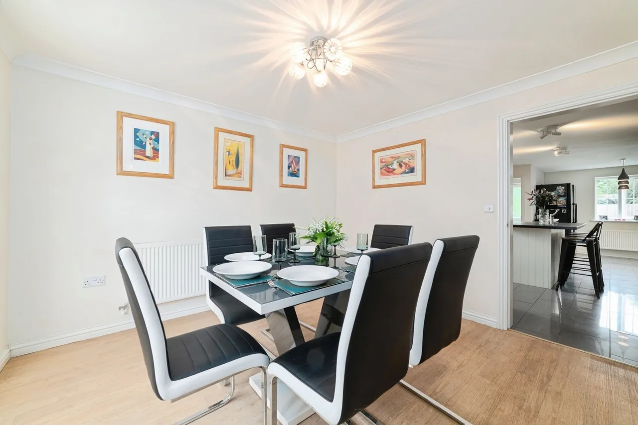 Trem Y Coleg, Carmarthen, SA31, photo 6