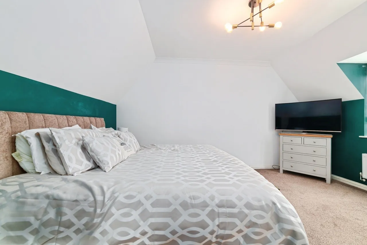 Trem Y Coleg, Carmarthen, SA31, photo 13