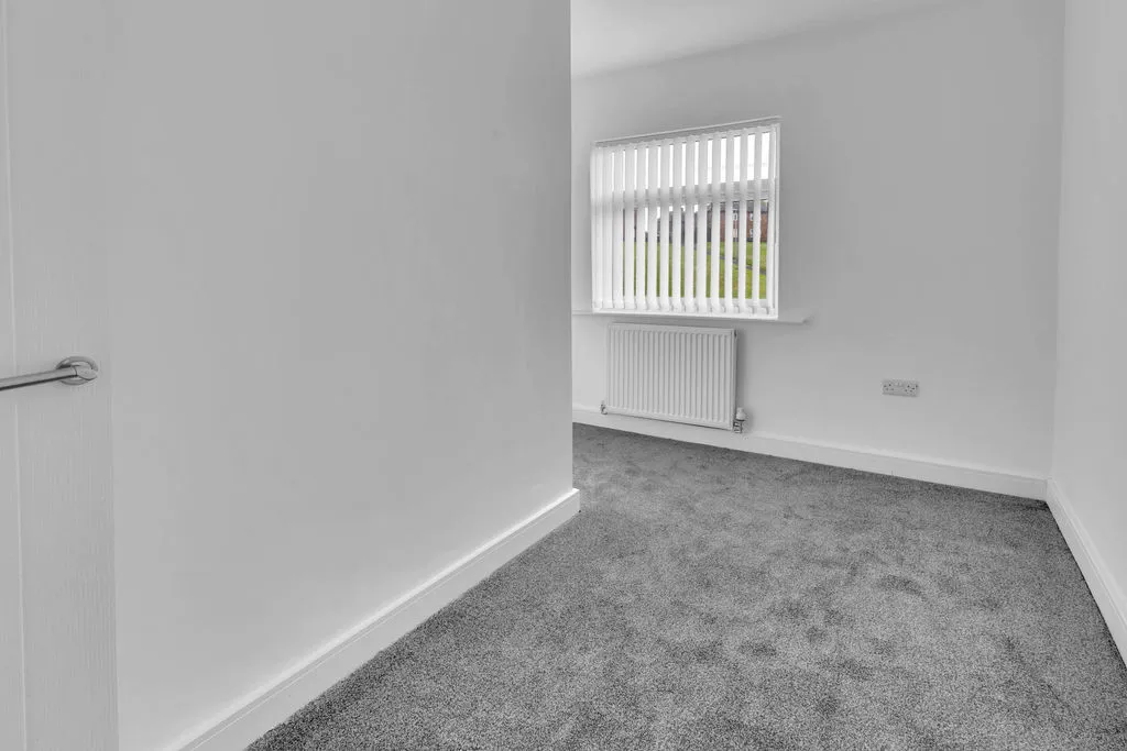 Hill Top Drive, Rochdale OL11 2RZ, photo 10