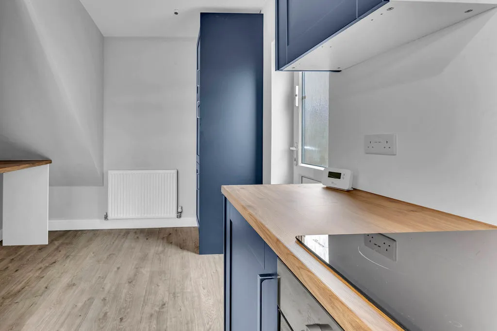 Hill Top Drive, Rochdale OL11 2RZ, photo 8