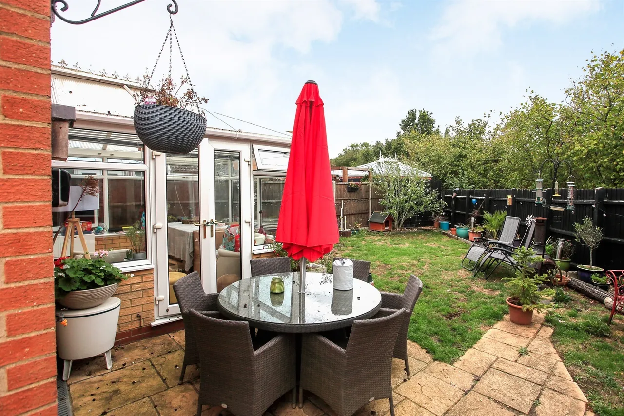 Redwing Close, Peterborough, PE2, photo 8