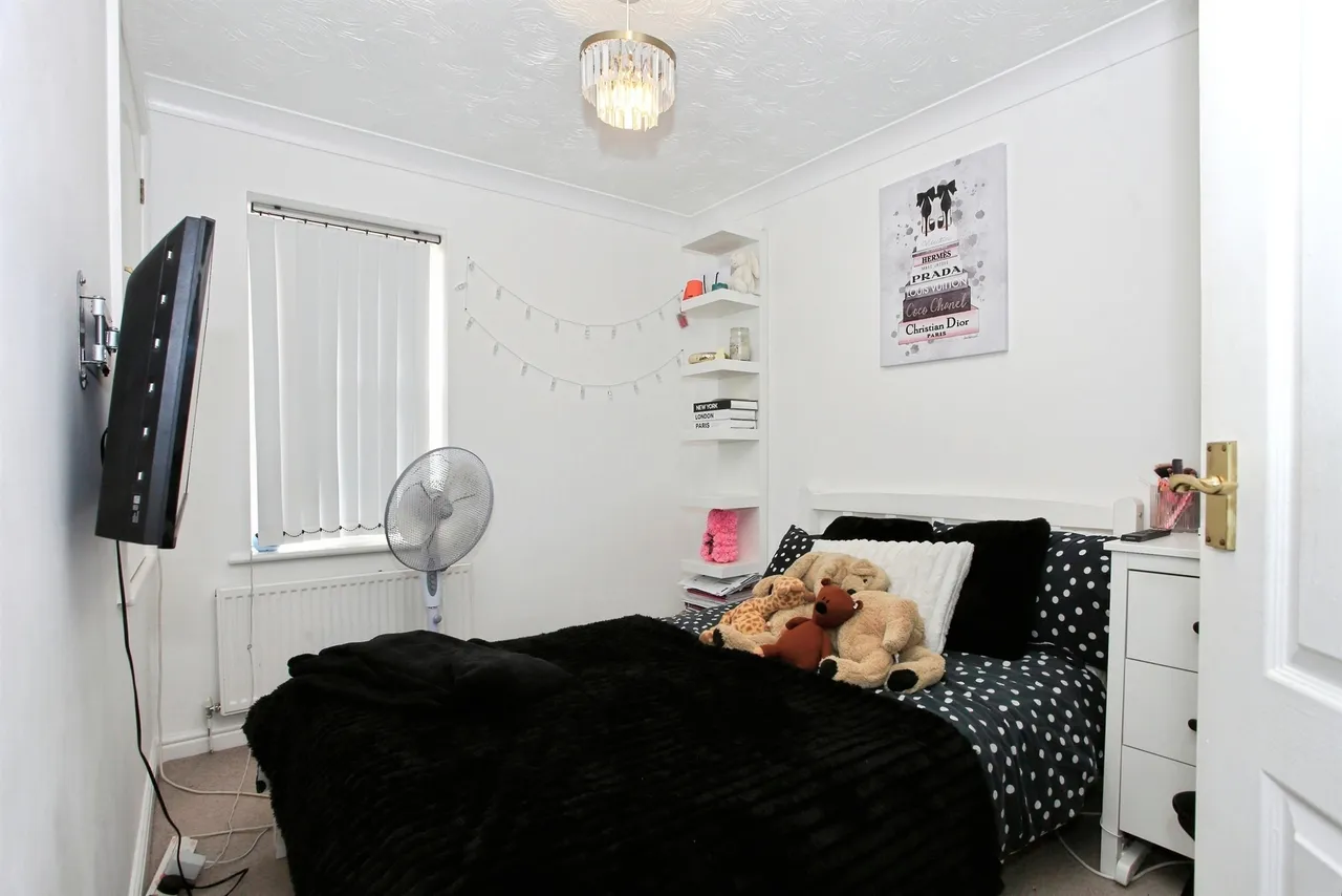 Redwing Close, Peterborough, PE2, photo 11