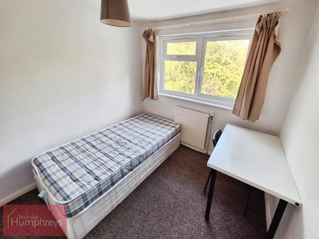 Chilterns, Hatfield, AL10, photo 9