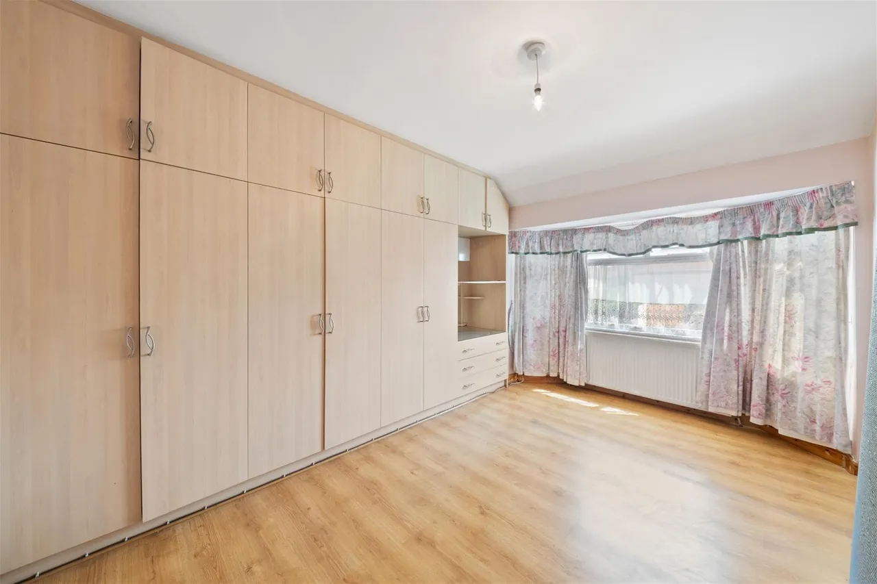Barrack Road, Hounslow, photo 7