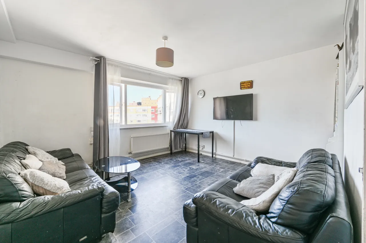 26 Gorefield House, Canterbury Road, London, photo 6