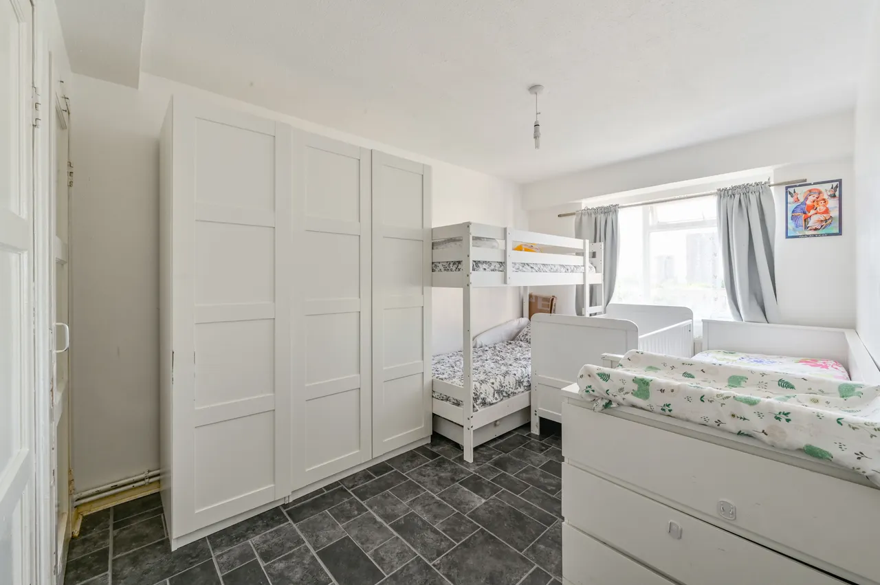 26 Gorefield House, Canterbury Road, London, photo 4