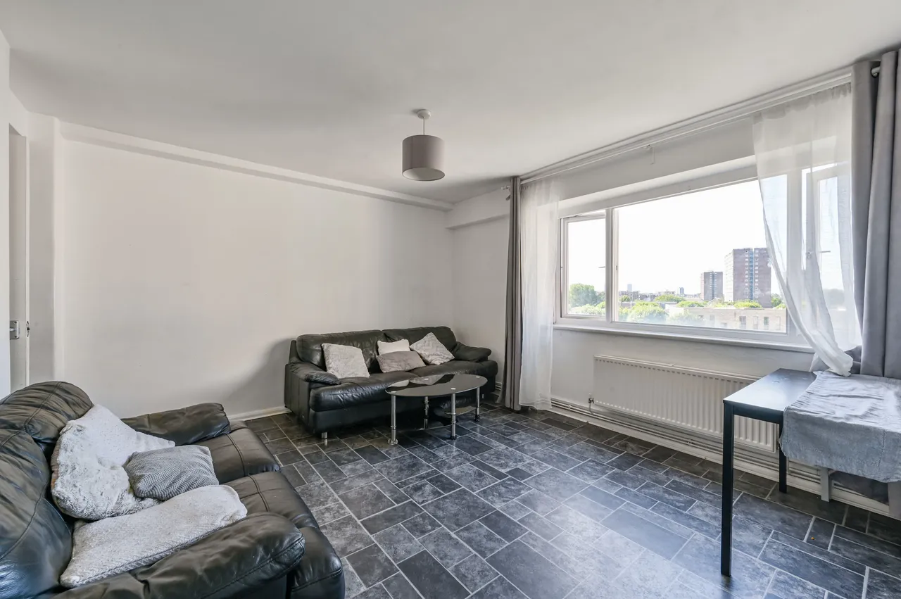 26 Gorefield House, Canterbury Road, London, photo 2