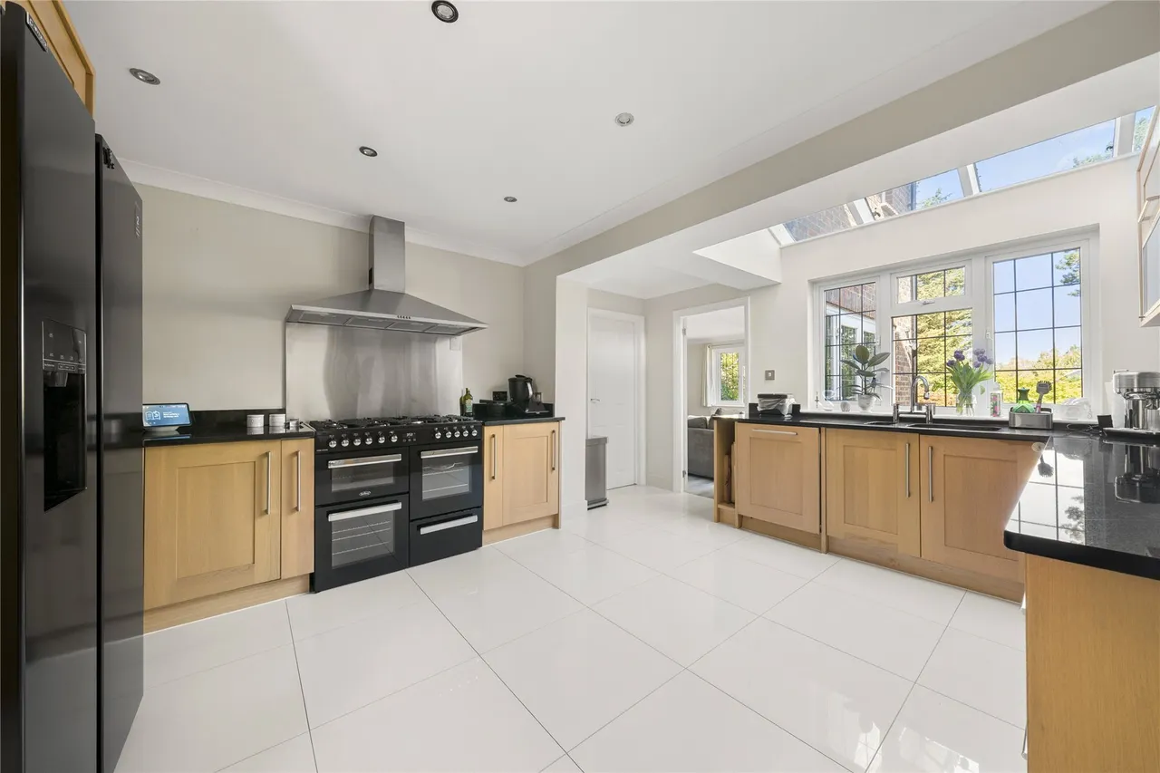 Fairmile Park Road, Cobham, KT11, photo 6