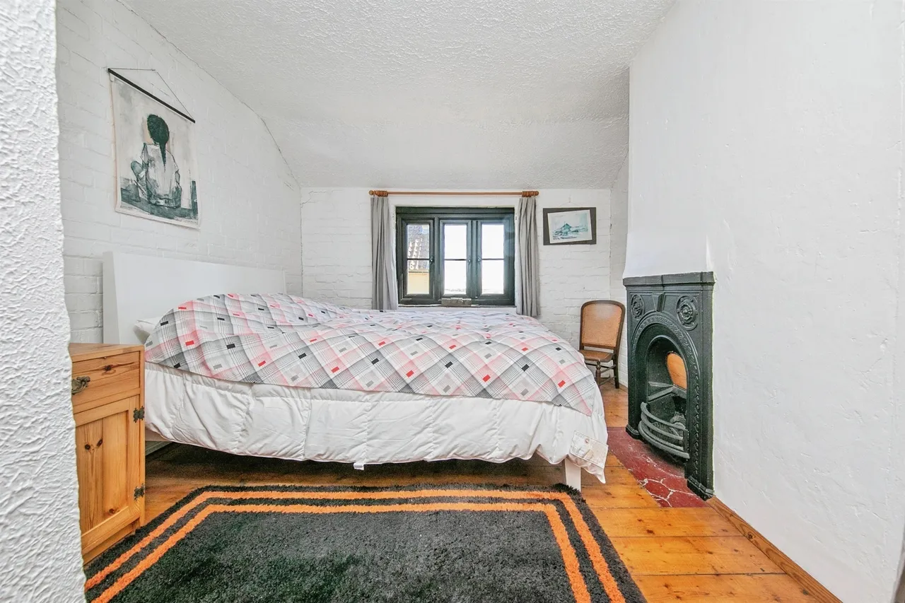 High Corner, Butley, IP12, photo 10