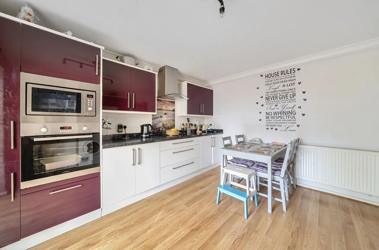 Swanfield Drive, Chichester, PO19, photo 10