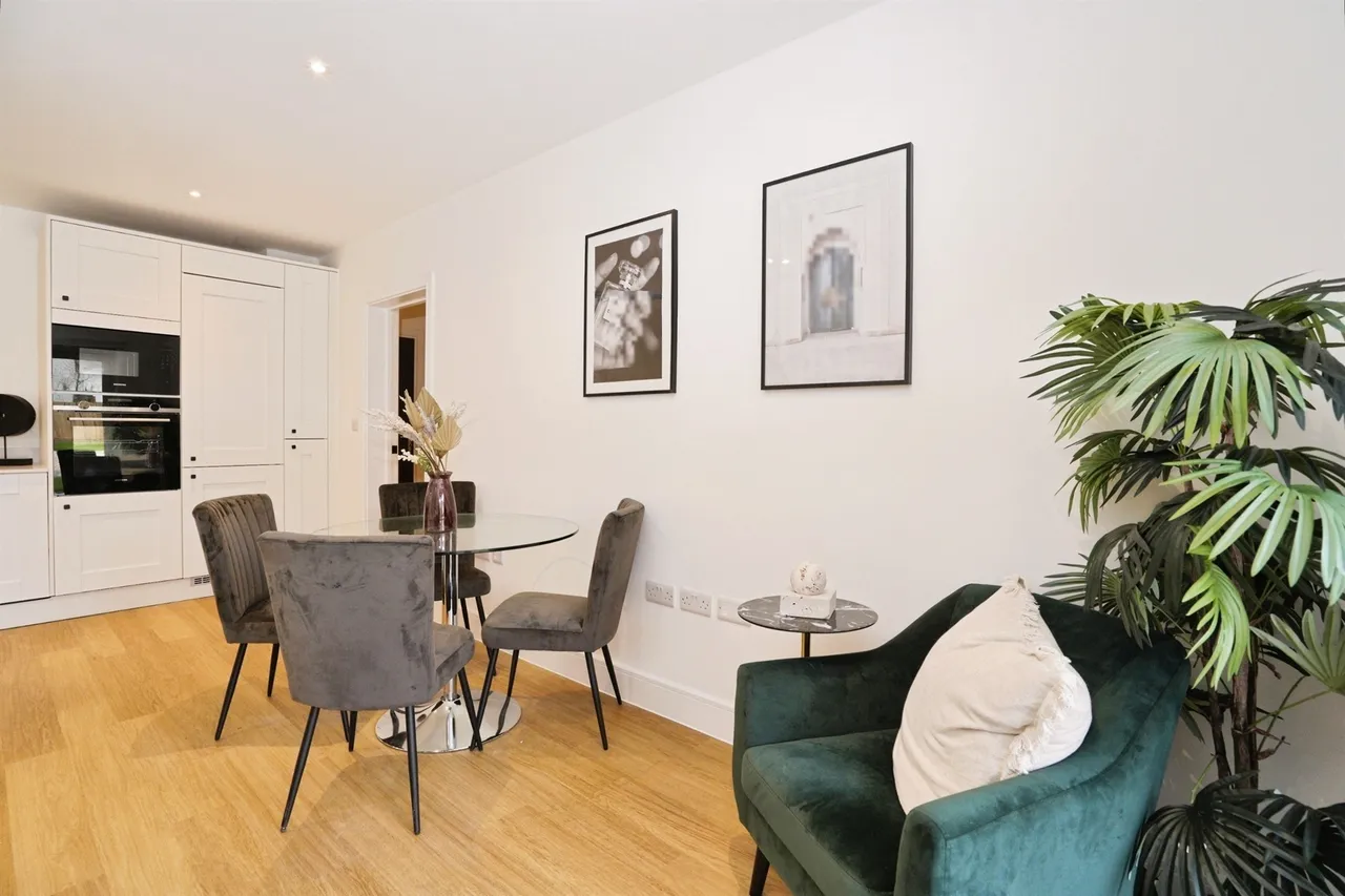 Apartment One, Viciniti Court, AL1, photo 4