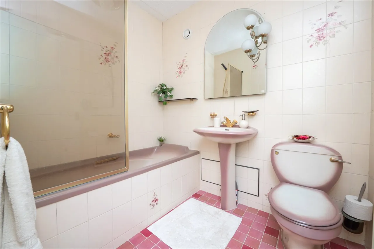 Claudia Place, Southfields, photo 16