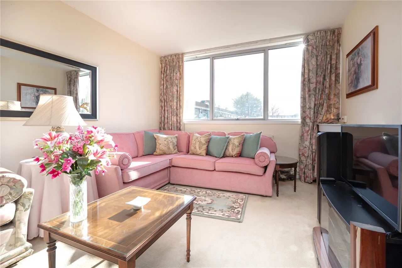 Claudia Place, Southfields, photo 7