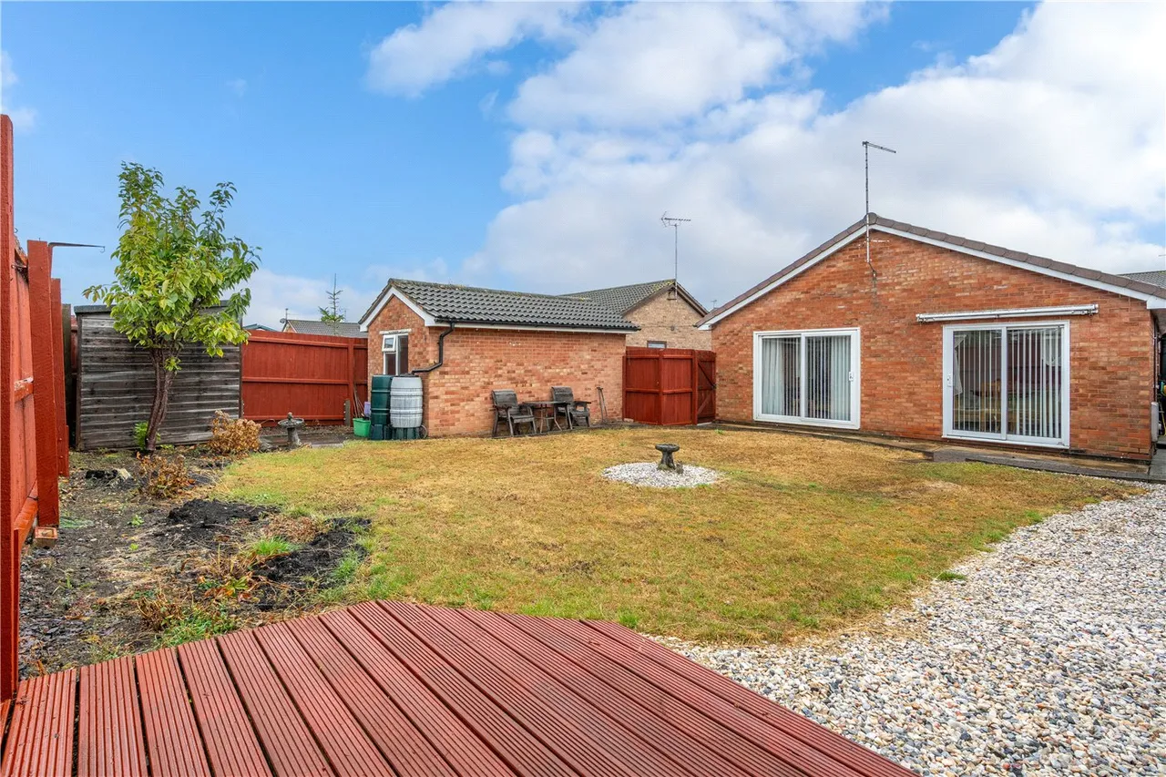 Beech Avenue, Bourne, PE10, photo 9