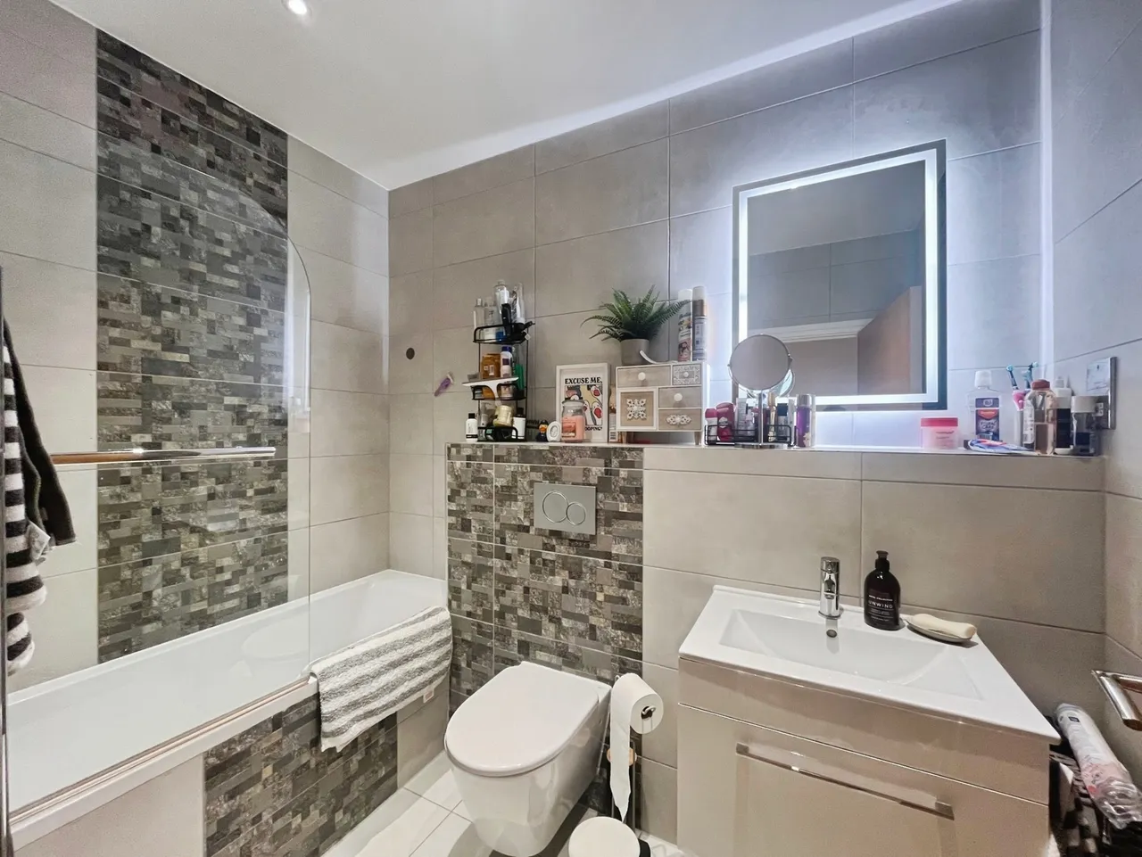Bartley Way, Hook, RG27, photo 5