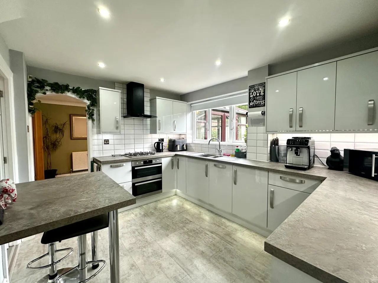 Churston Close, Bloxwich, WS3, photo 10