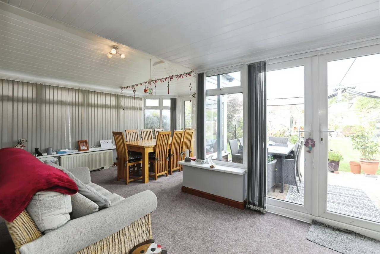 Lodge Close, Crawley, RH11, photo 15