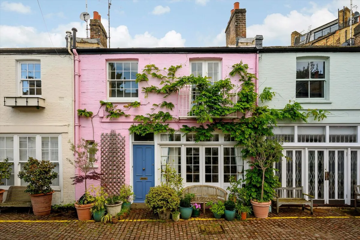 2 bed house for sale, Pembridge Mews, Notting Hill, W11