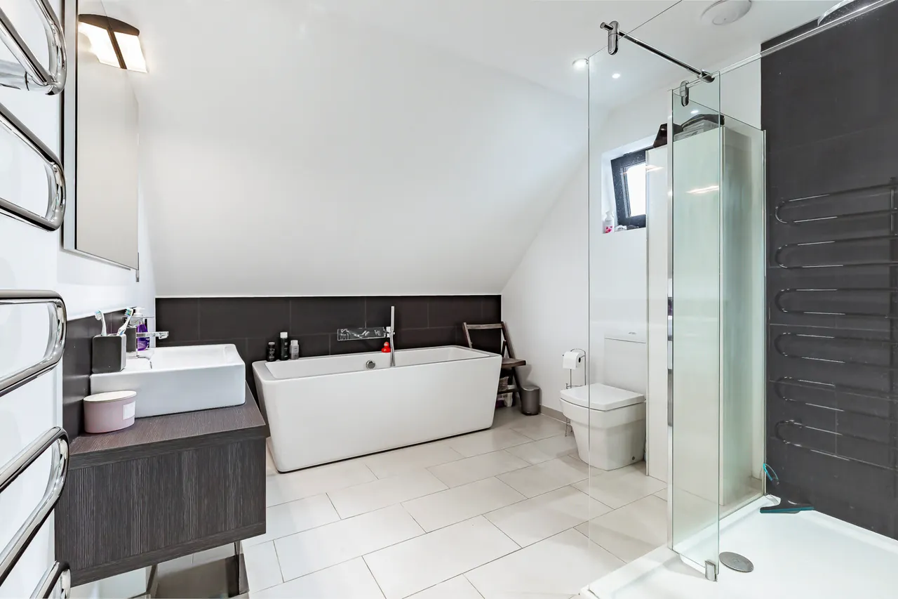 Royal Chase, Tunbridge Wells, Kent, TN4 8AX, photo 14