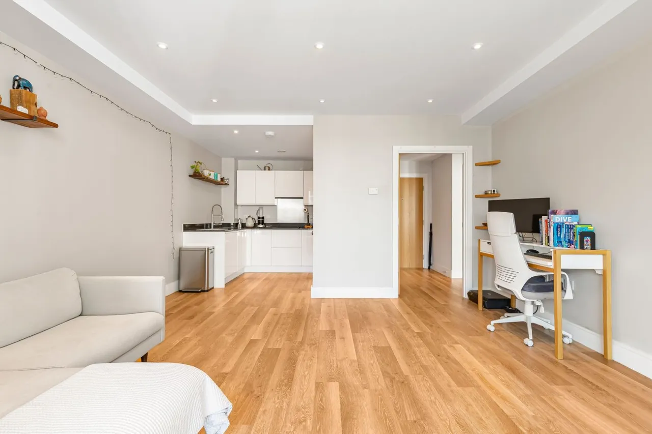 Knaresborough Drive, Earlsfield, London, SW18, photo 7