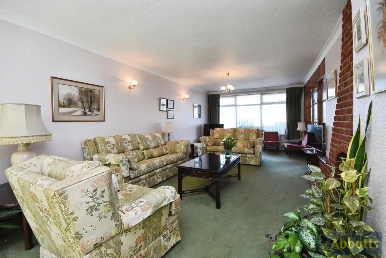 Burrows Way, Rayleigh, Essex, SS6, photo 6
