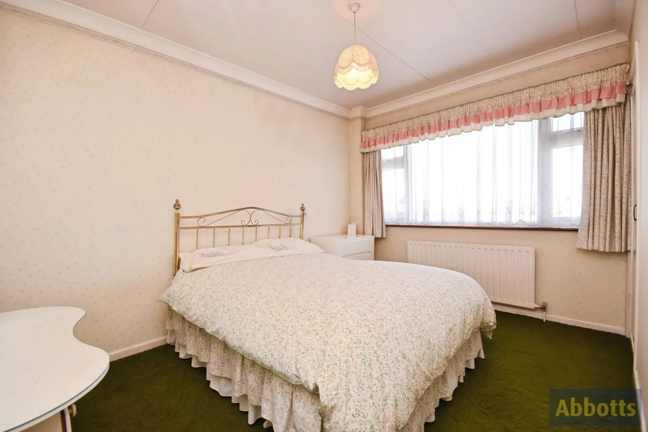 Burrows Way, Rayleigh, Essex, SS6, photo 13