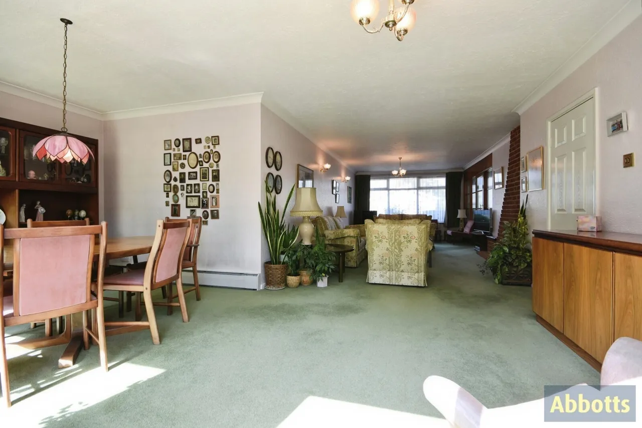 Burrows Way, Rayleigh, Essex, SS6, photo 8