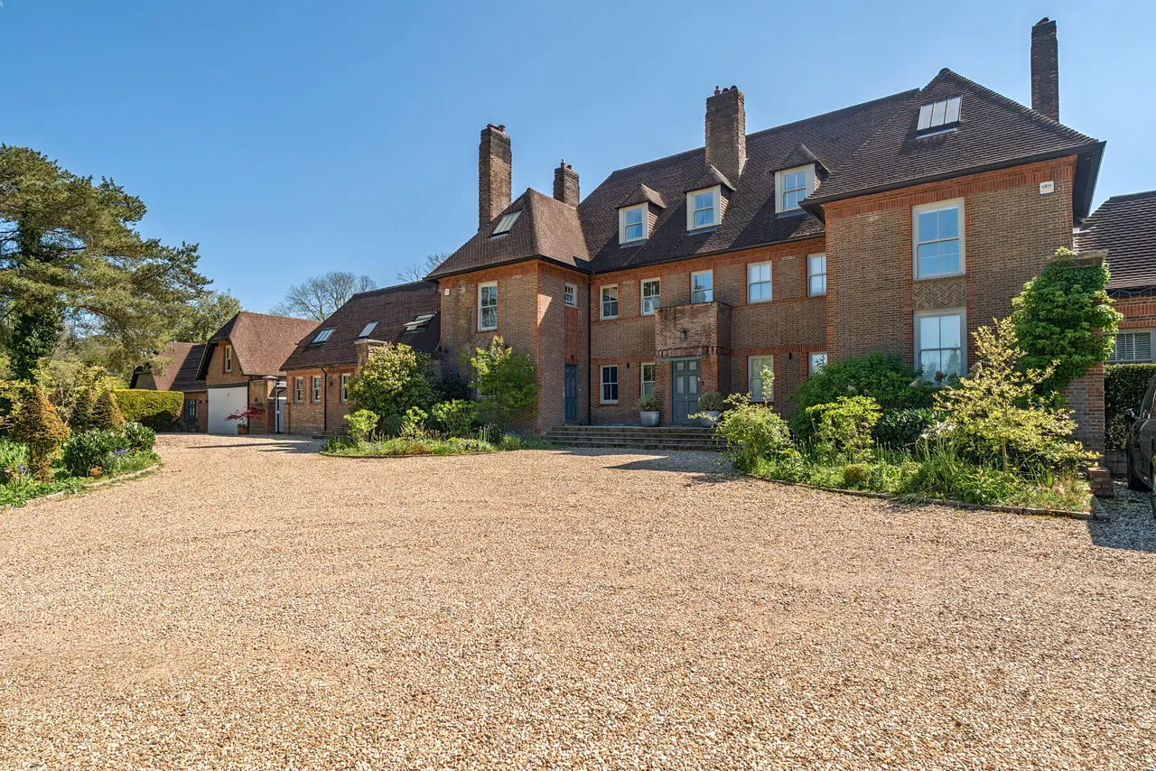 Gorse Hill Petworth Road, Wormley, GU8, photo 22
