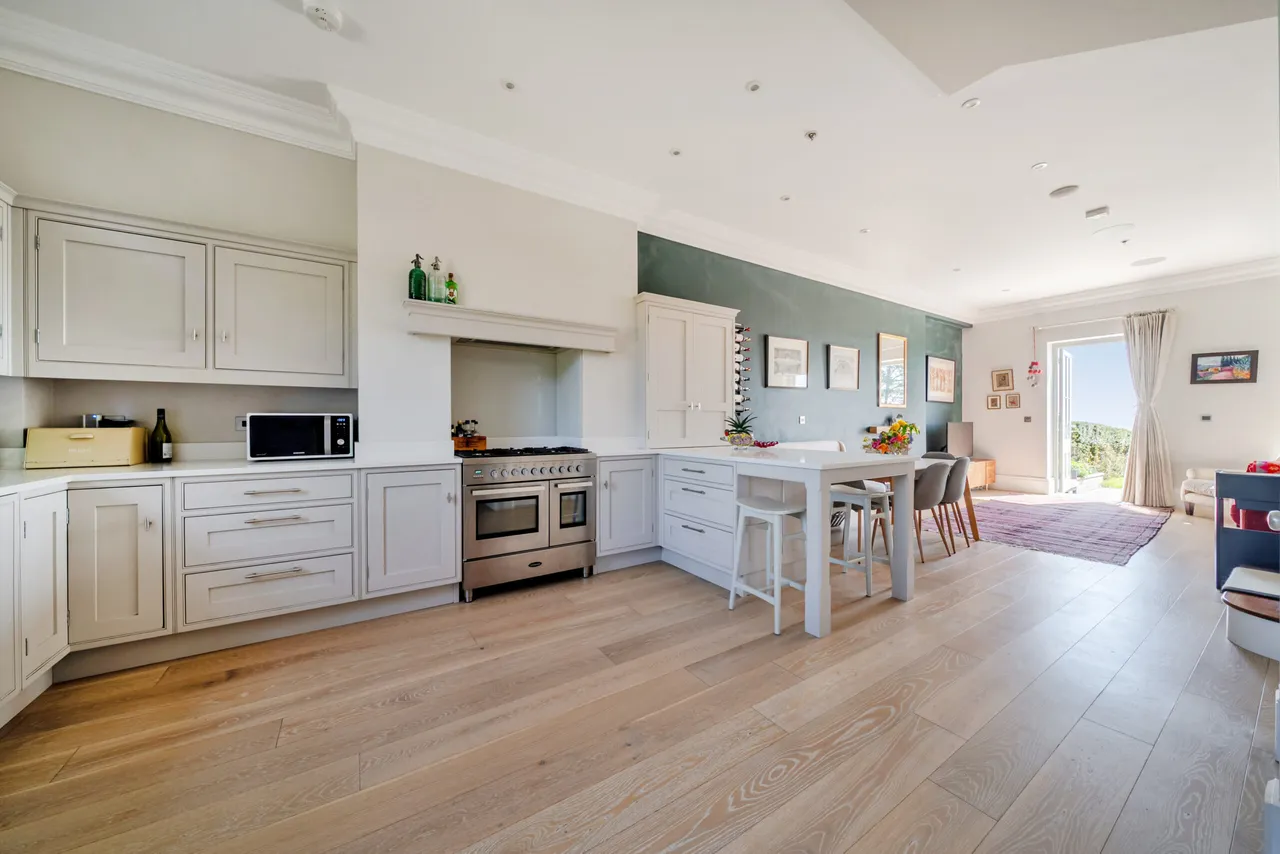 Gorse Hill Petworth Road, Wormley, GU8, photo 2